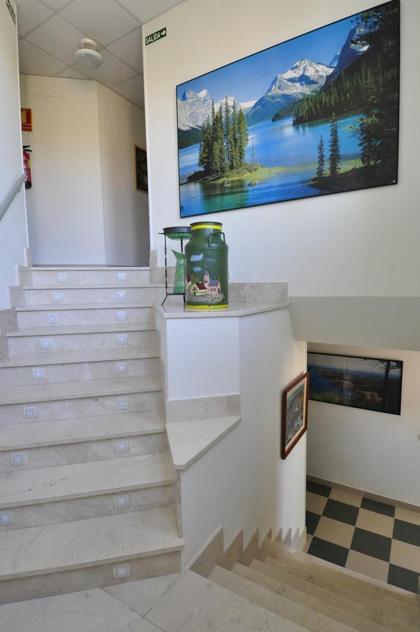 Hotel Apartamentos Aralso Sotillo Ля Ластрилла Экстерьер фото